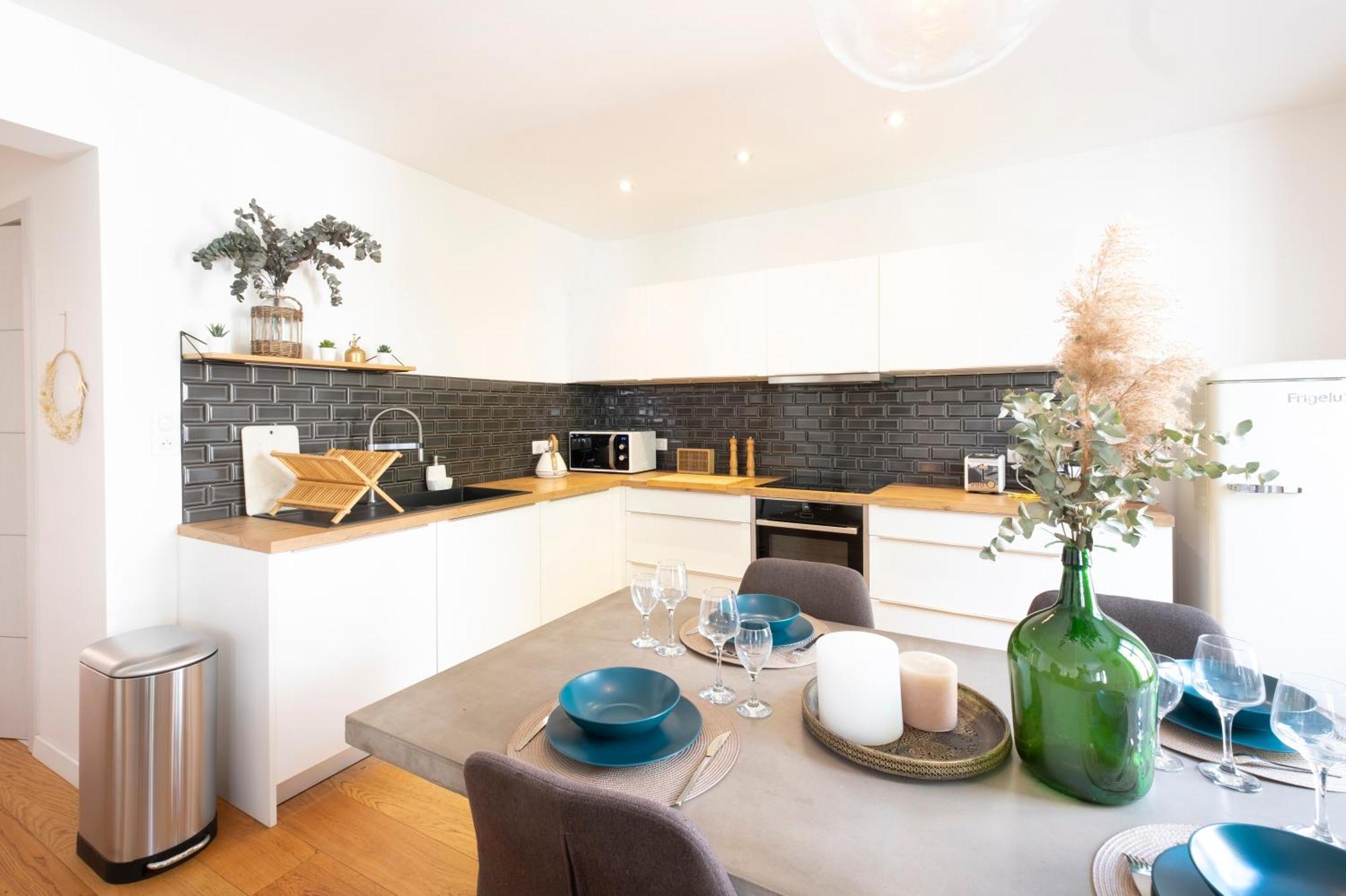 Sommeiller A 2 Min Du Lac Apartment Annecy Exterior photo